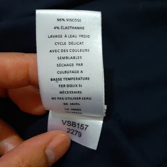 Lilla P Solid Navy Asymmetrical Hem Pullover Tank Top Navy Small - Picture 8 of 9